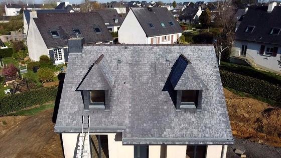 Diagnostic par drone avant peinture de toiture — chantier STROPPE, couvreur en Ille-et-Vilaine